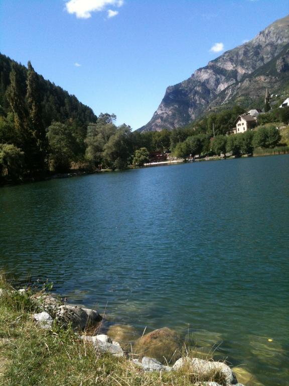 Le Relais Du Lac Le Lauzet-Ubaye Exterior photo