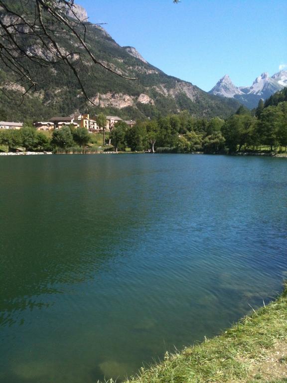 Le Relais Du Lac Le Lauzet-Ubaye Exterior photo